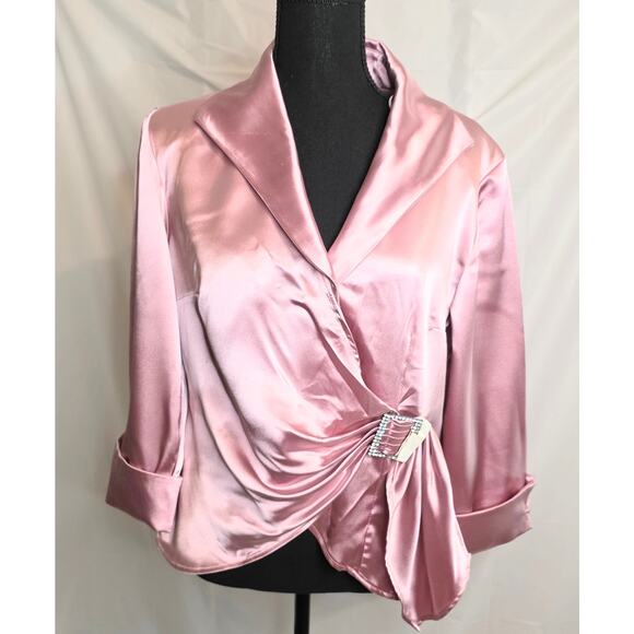DressBarn Collection Blouse Women's M Pink Clear Stone Buckle Small Flaw on Back - Picture 1 of 8